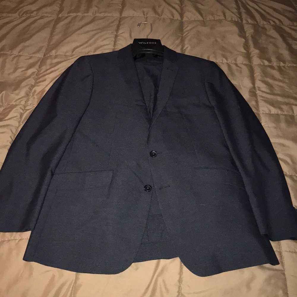 Kenneth Cole Reaction Suit 34/34R